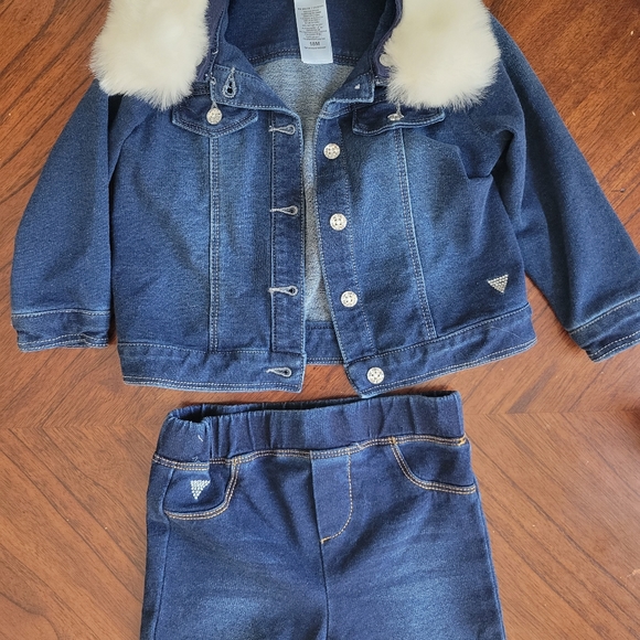Guess Outfit NWOT Size 18 Months 2 Piece Faux Fur - Picture 5 of 9